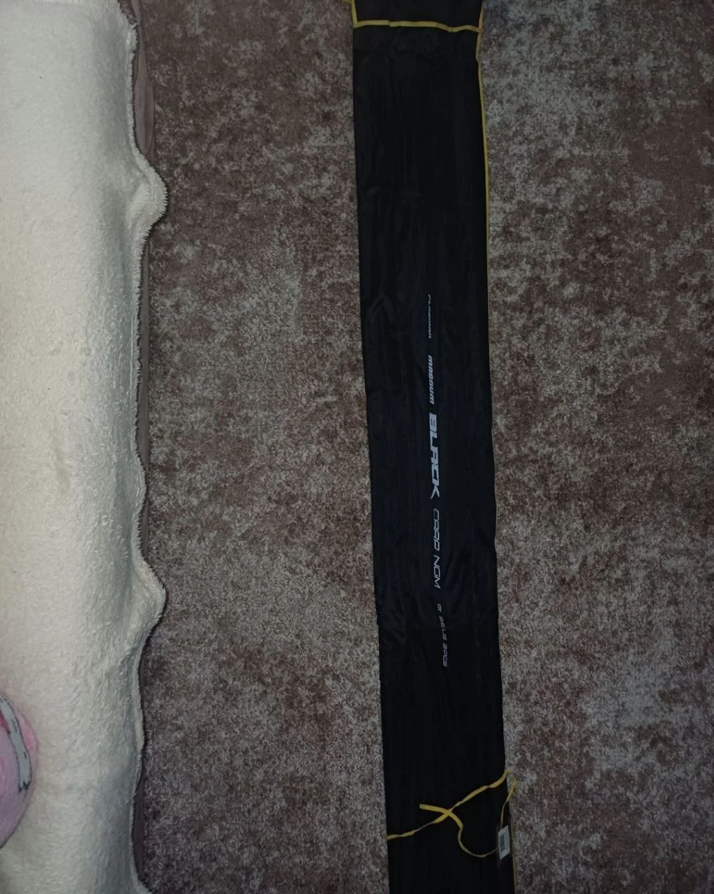 Коропове вудилище Flagman Magnum Black Carp 3.30м 3.0lb (3-складове, ціна за 1 шт.)