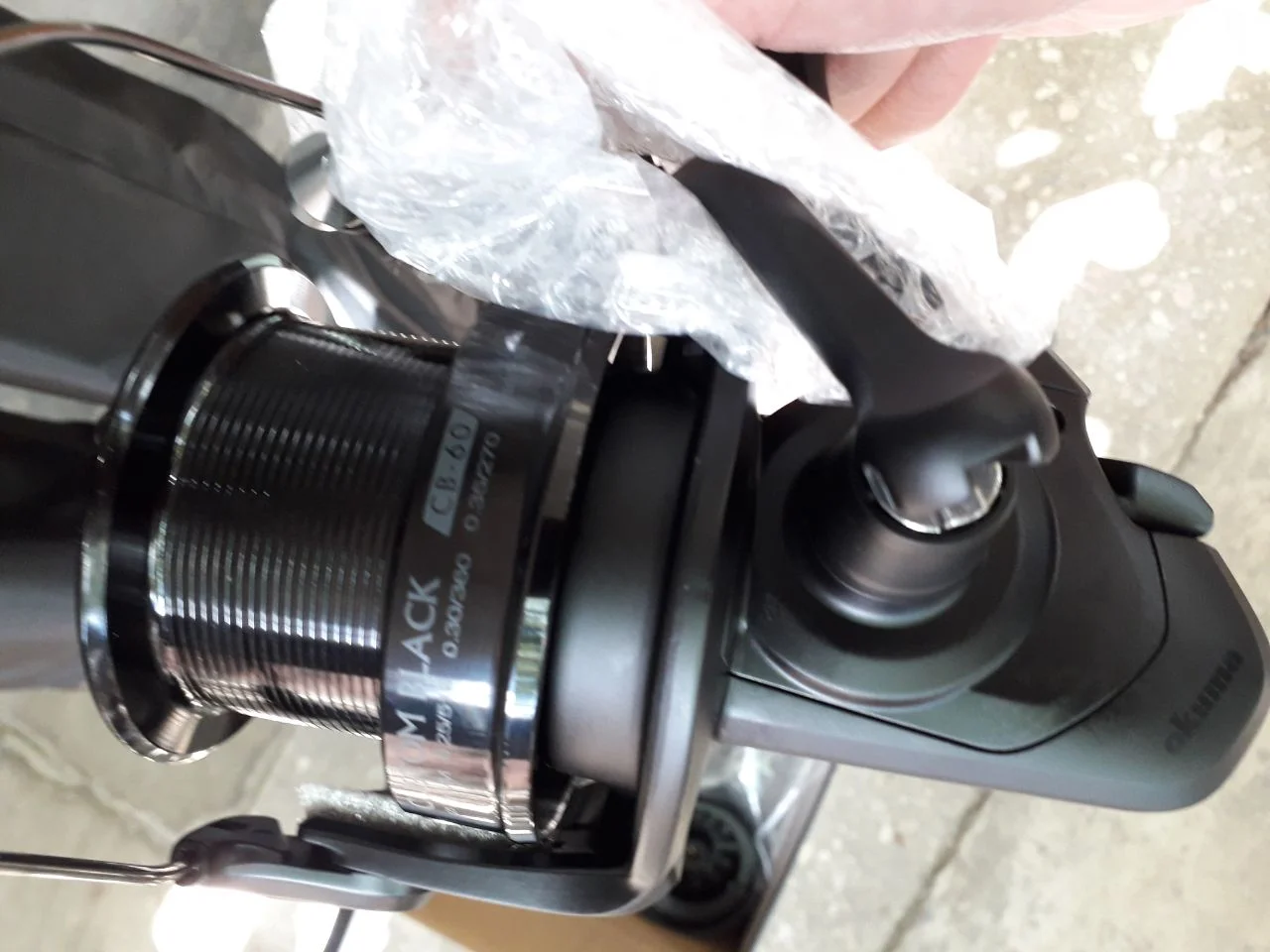 Набір: коропово-фідерні вудилища Brain Apex Double 4.50м 250г (2 шт.) та котушки Okuma Custom Black CB60 (2 шт.)