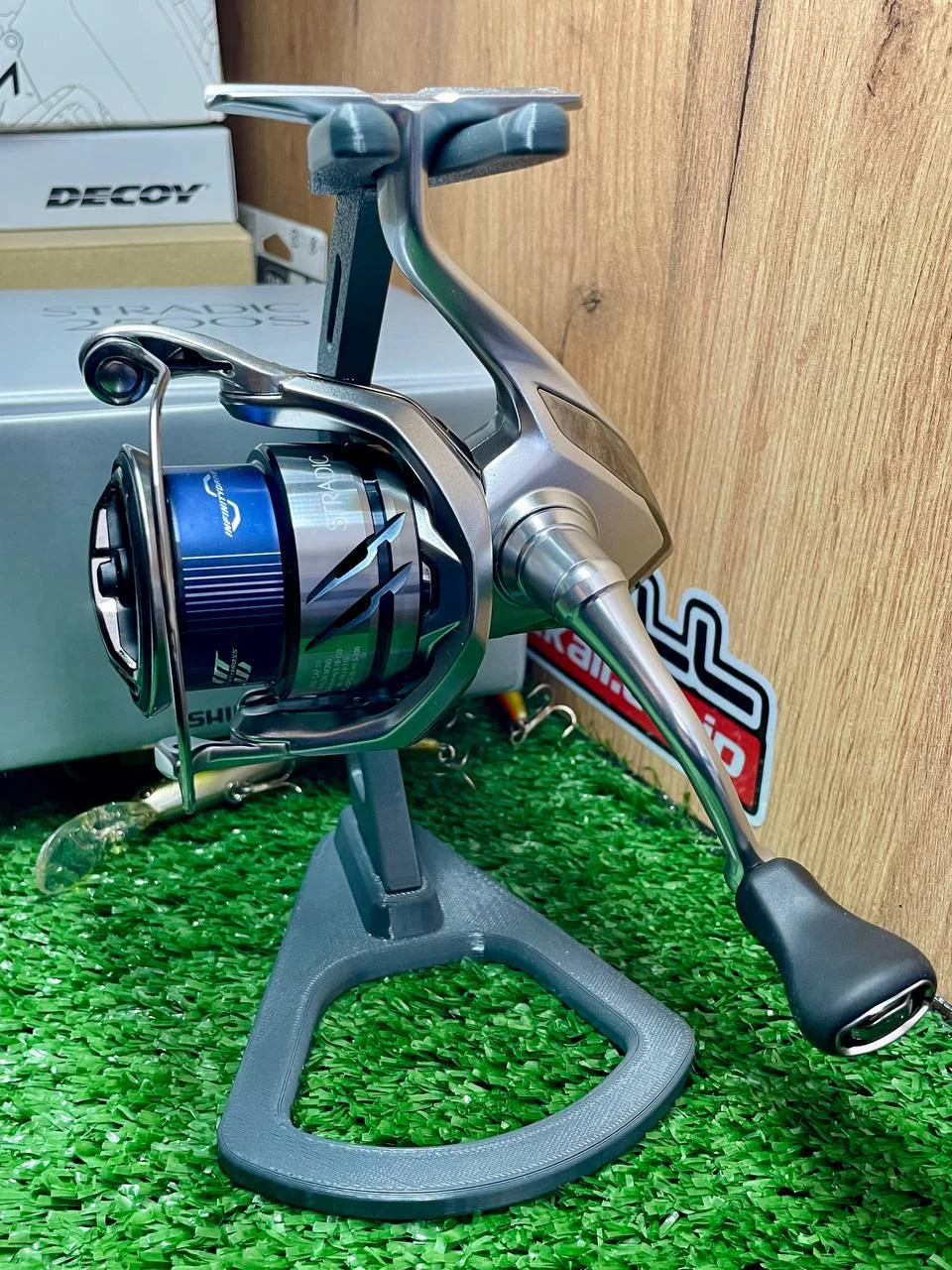 Котушка Shimano Stradic 2500S