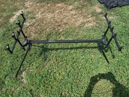 Род-под Carp Pro D-Carp 3-4 Rod Pod (4 legs, новий)