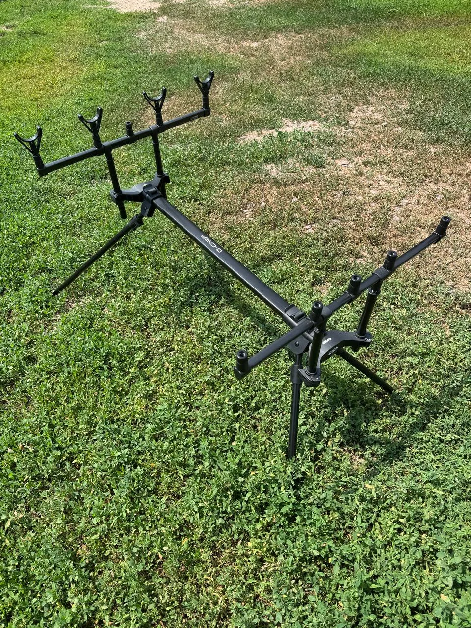 Род-под Carp Pro D-Carp 3-4 Rod Pod (4 legs, новий)