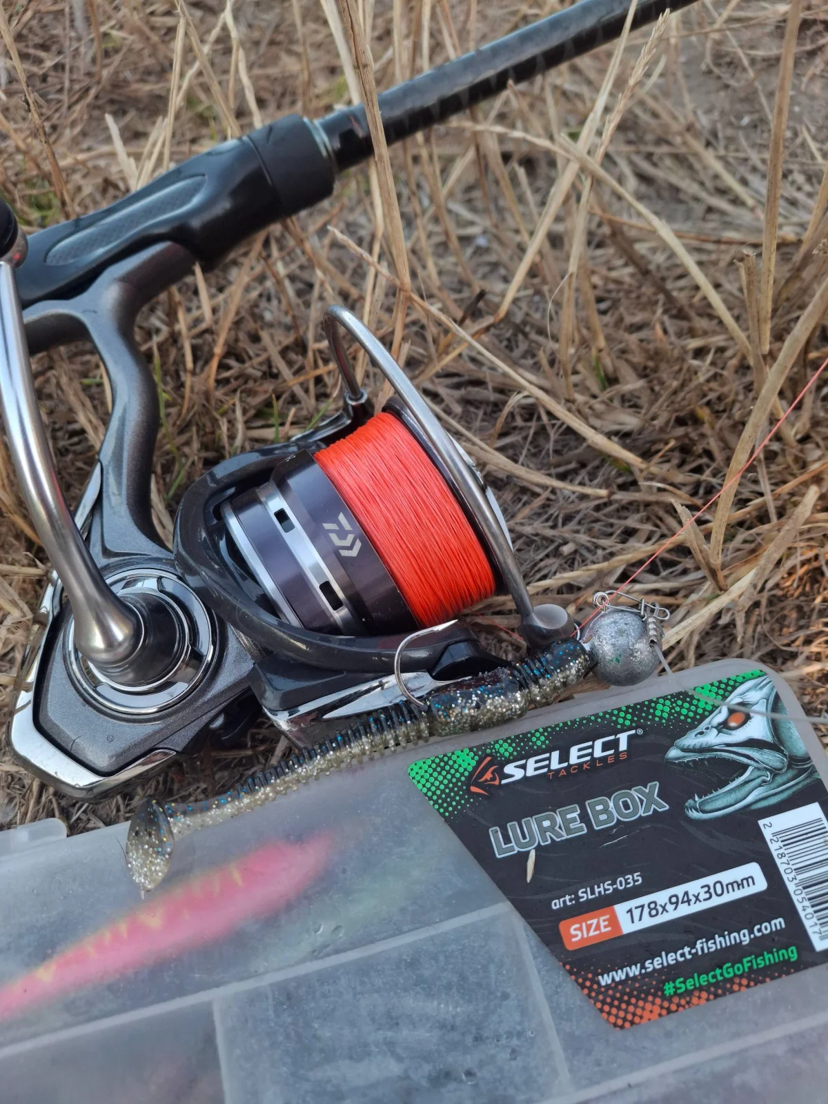 Комплект: спінінг Azura Safina-X (2.70м, 8-36г, дефект кільця) та котушка Daiwa 20 Exceler LT 4000-C (зі шнуром)