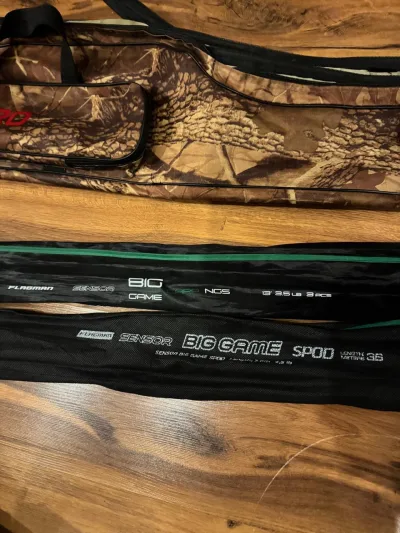 Короповий комплект: 2 вудилища Flagman Sensor Big Game (3.9м 3.5lb та спод 3.6м 4.5lb) та 2 котушки (Flagman Force Active 5000 та Libao Globe 640)