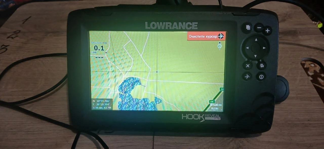 Ехолот Lowrance Hook Reveal 7 Tripleshot з боковим скануванням 2023 рік