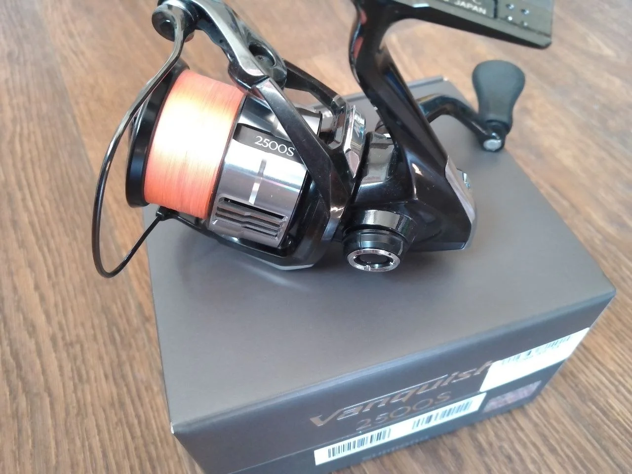 Спінінгова котушка Shimano 23 Vanquish 2500S (шнур Gosen #0.3)