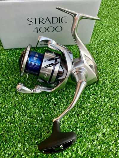 Котушка Shimano 23 Stradic 4000 (нова, з Японії, передатка 5.3:1)