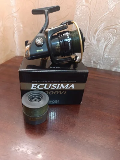Котушка Ryobi Ecusima зі шнуром та запасною шпулею