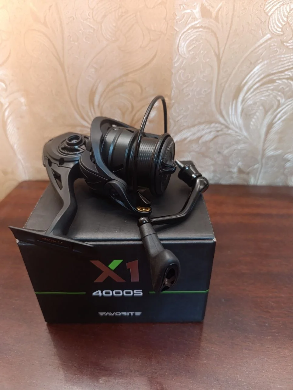 Катушка Favorite X1 4000S нова