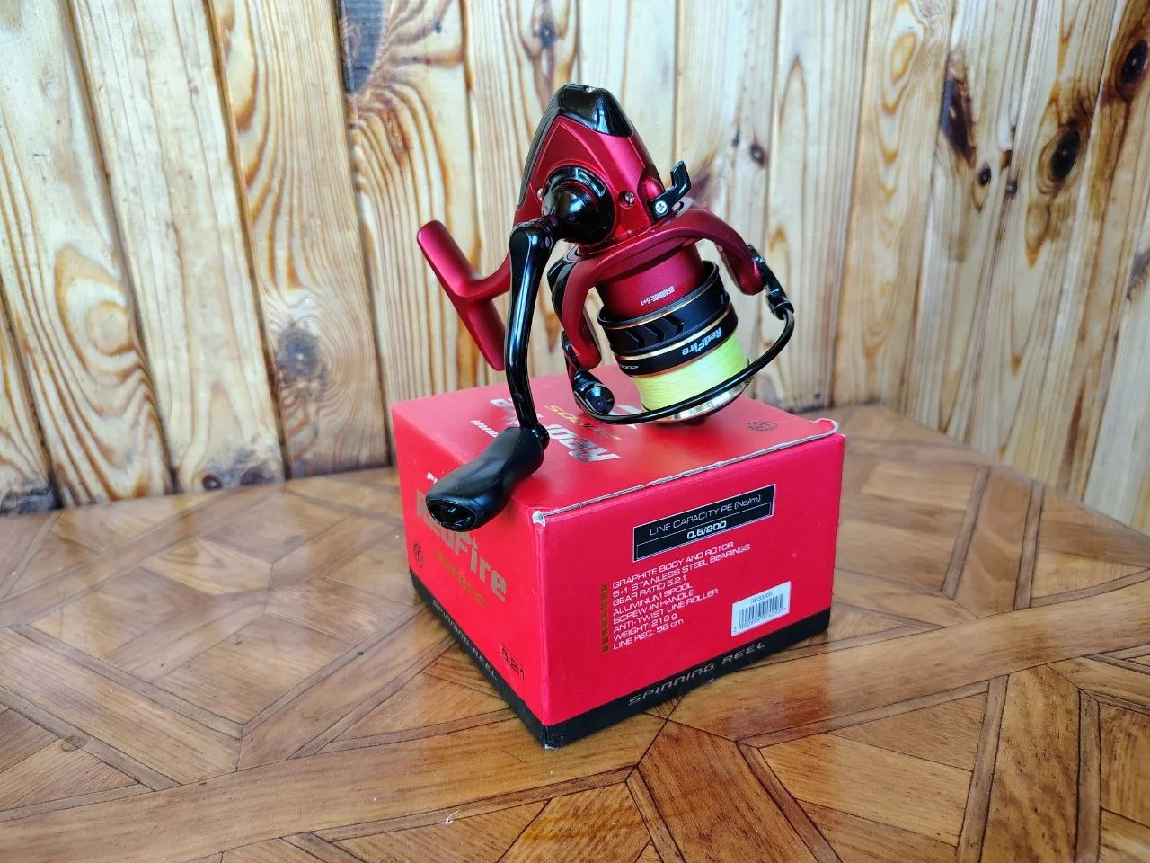 Котушка Flagman Red Fire 2000S 5+1 з шнуром
