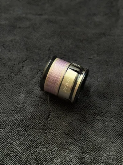 Шпуля Shimano Stradic 19 2500S (Шнур в подарунок)