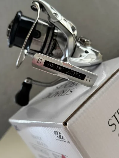 Котушка Shimano Stradic19 2500S