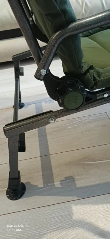 Крісло риболовне Elektrostatyk F5R