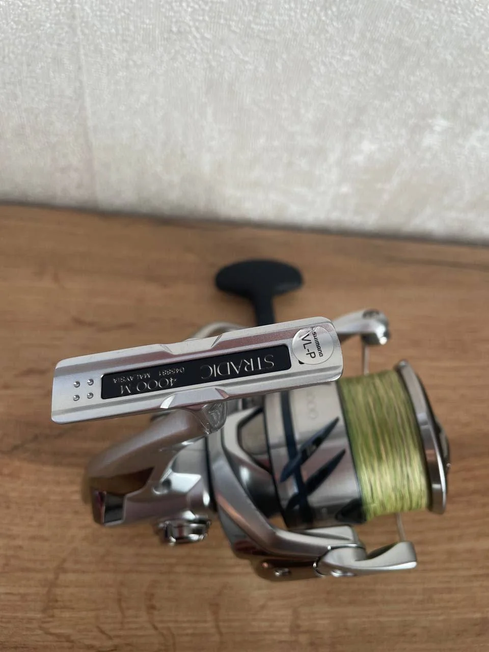 Котушка Shimano Stradic 4000 зі шнуром Bon Rush