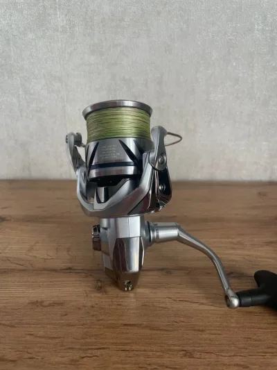 Котушка Shimano Stradic 4000 зі шнуром Bon Rush