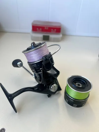 Котушка Ryobi Zauber CR 4000 + запасна шпуля з шнуром 