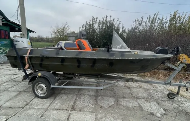 Човен Крим Honda BF30 4-тактний