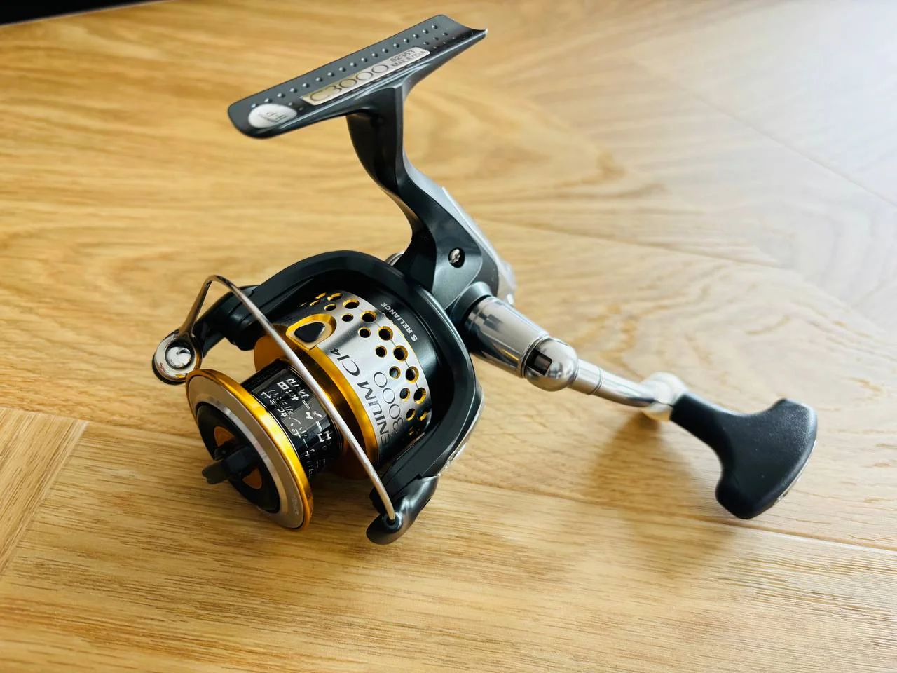 Котушка Shimano Rarenium CI4 C3000