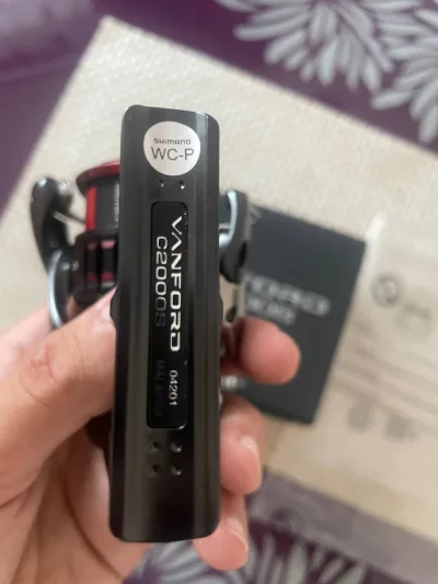 Котушка Shimano Vanford 20 C2000S