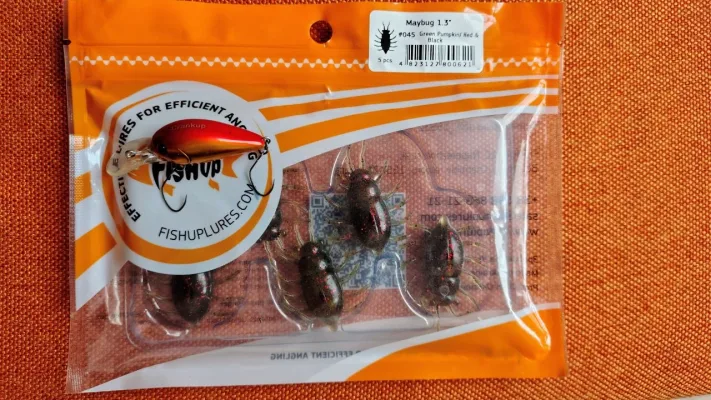 Набір приманок Fishup Maybug та Yarie T-Crank