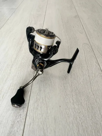 Котушка Azura Safina 1000S