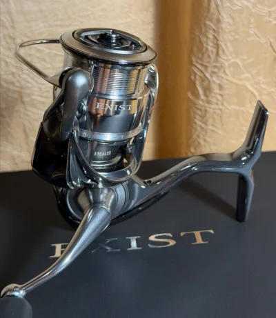 Котушка Daiwa 22 Exist SF2000SS-P