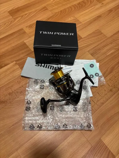 Котушка Shimano 20 Twin Power 4000