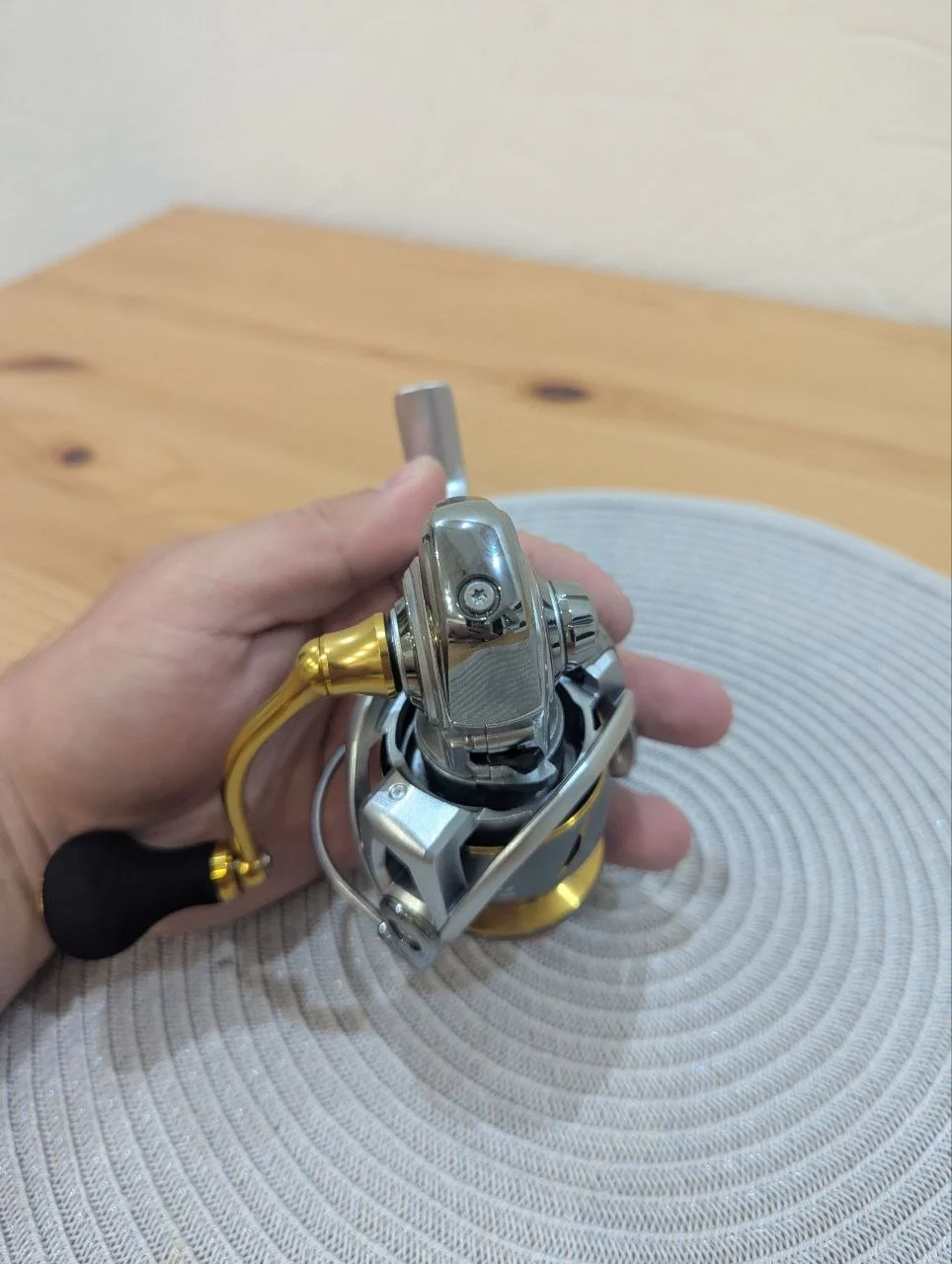 Котушка Daiwa Freams 21 4000-C