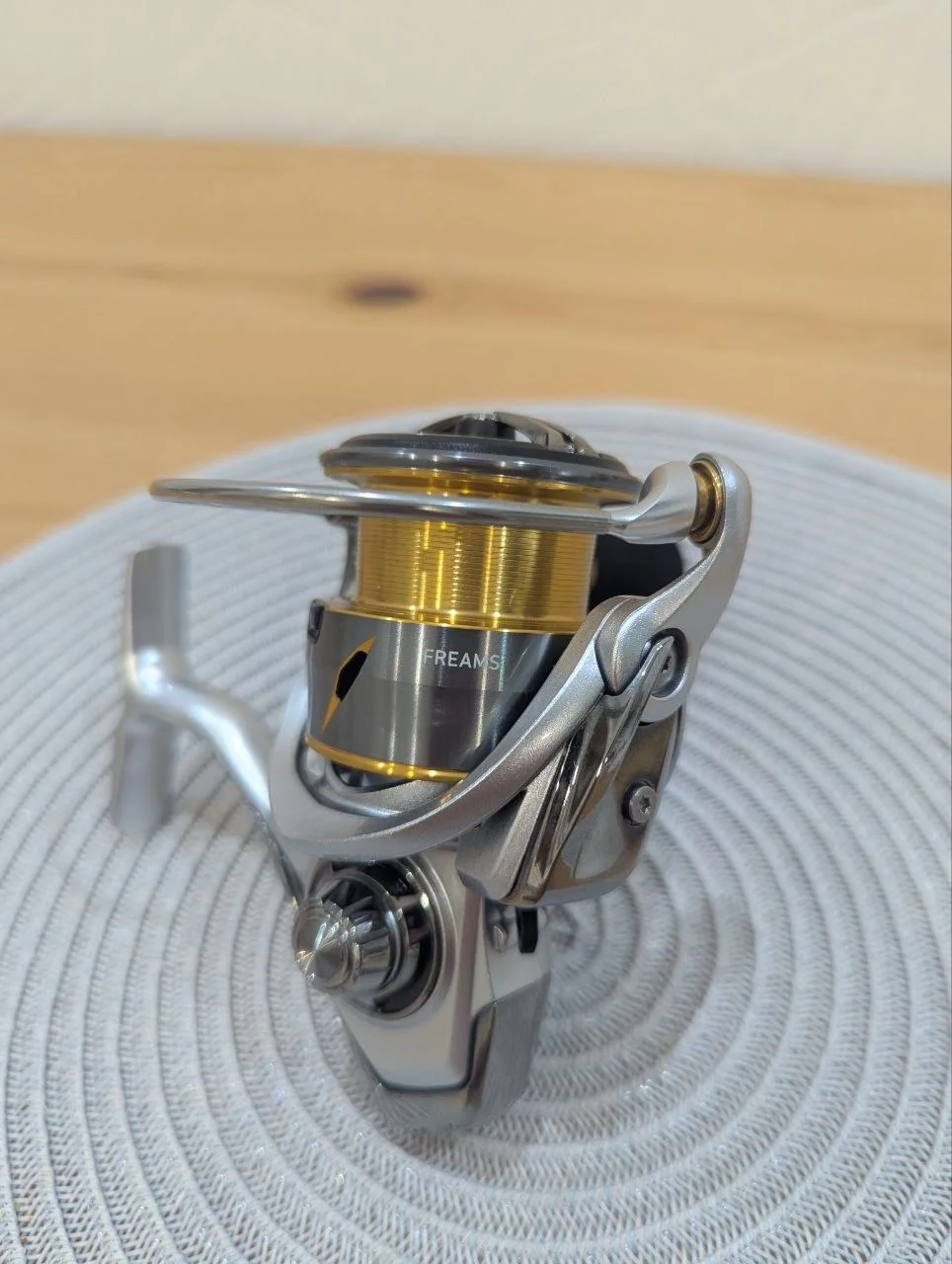 Котушка Daiwa Freams 21 4000-C