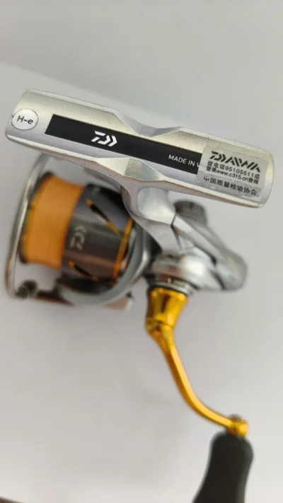 Котушка Daiwa 21 Freams FC LT 2000S