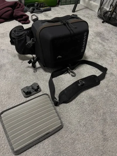 Сумка Simms Freestone Hip Pack
