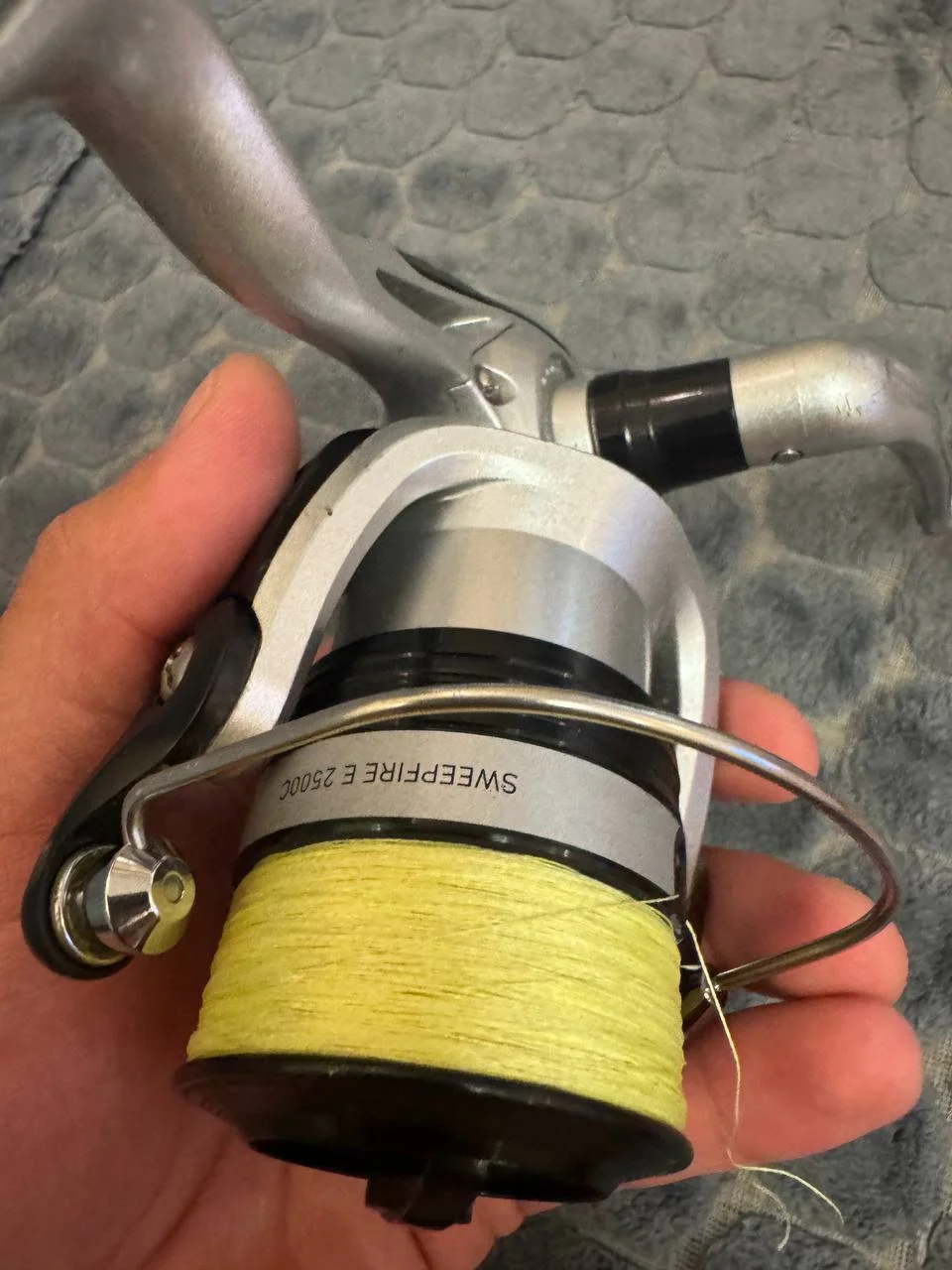 Котушка Daiwa Sweepfire 2500 C
