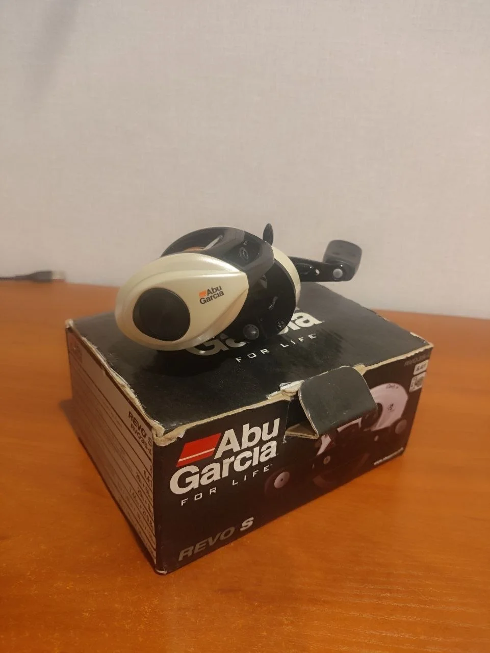 Мультиплікаторна котушка Abu Garcia