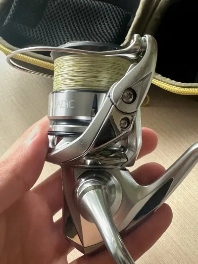 Котушка Shimano Stradic 2500S