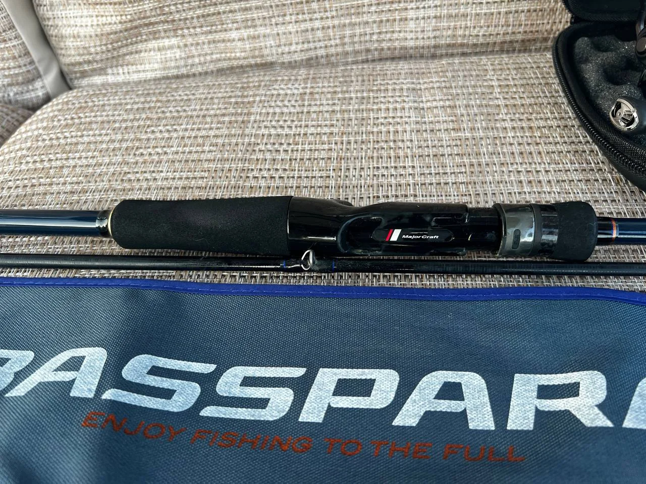 Комплект вудлище Major Craft Baspara та мультиплікатор Daiwa