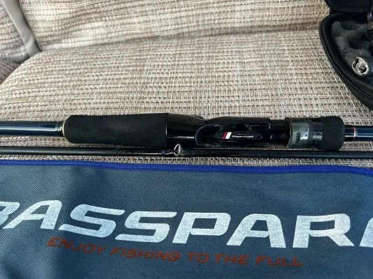 Комплект вудлище Major Craft Baspara та мультиплікатор Daiwa
