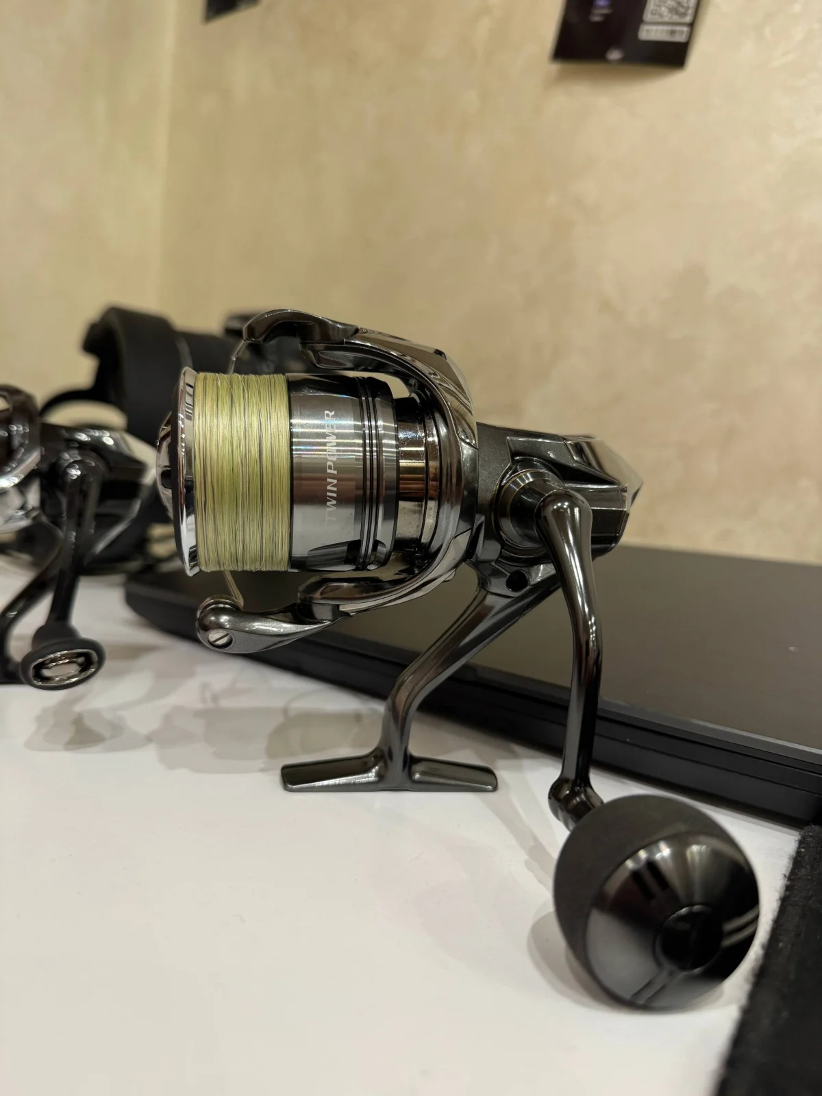 Котушка Shimano Twin Power 4000PG