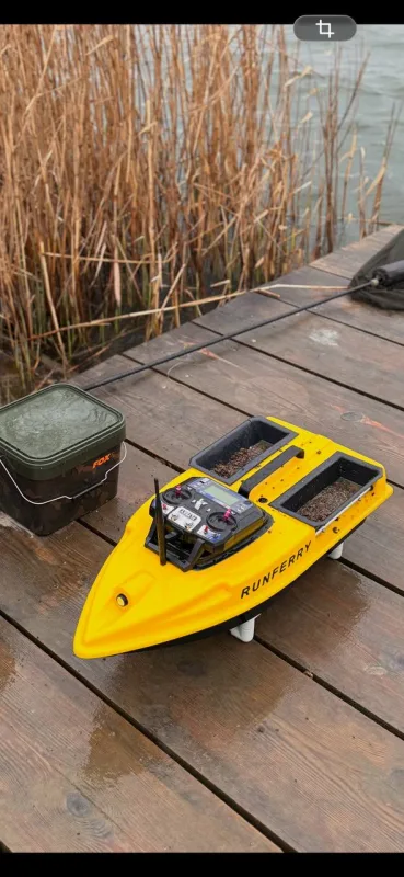 Кораблик Runferry Camarad 3 GPS ехолот Toslon F520