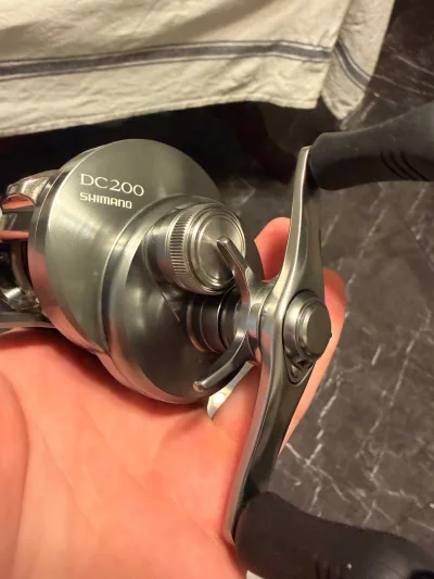 Котушка Shimano Calcutta Conquest DC 200