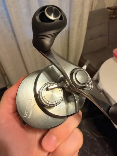 Котушка Shimano Calcutta Conquest DC 200