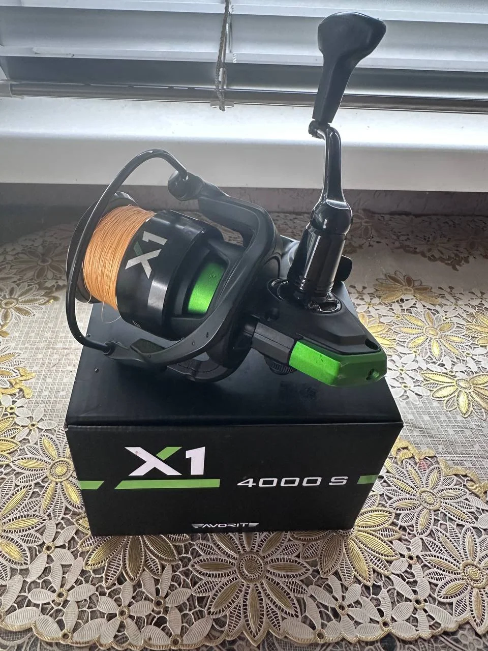 Котушка Favorite X1 4000S
