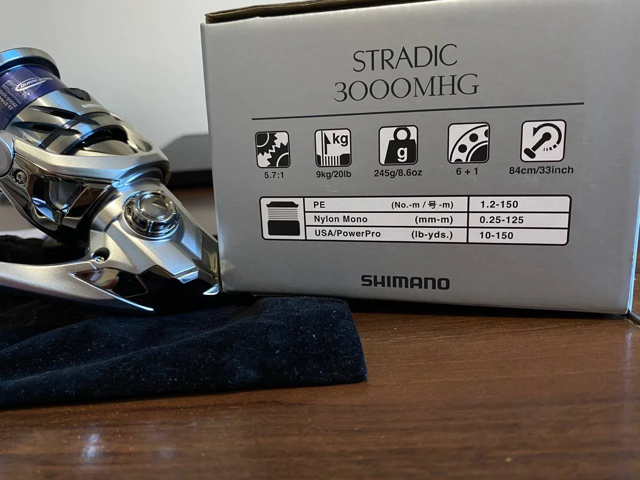 Котушка Shimano Stradic 23 3000MHG