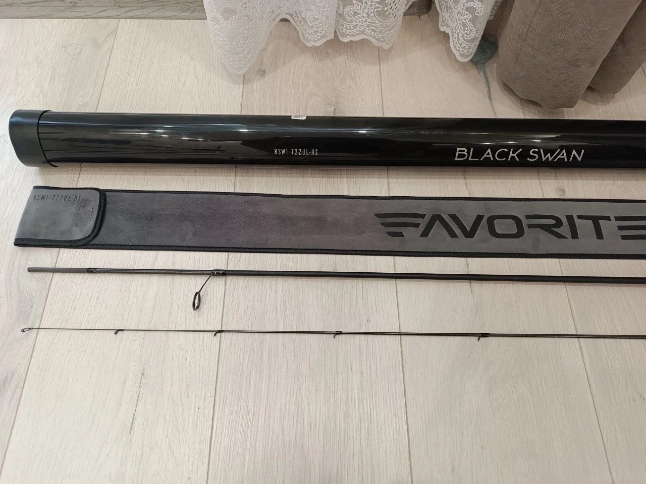 Спінінг Favorite Black Swan BSW1-722UL-HS 2.18 м 0.8-6 г