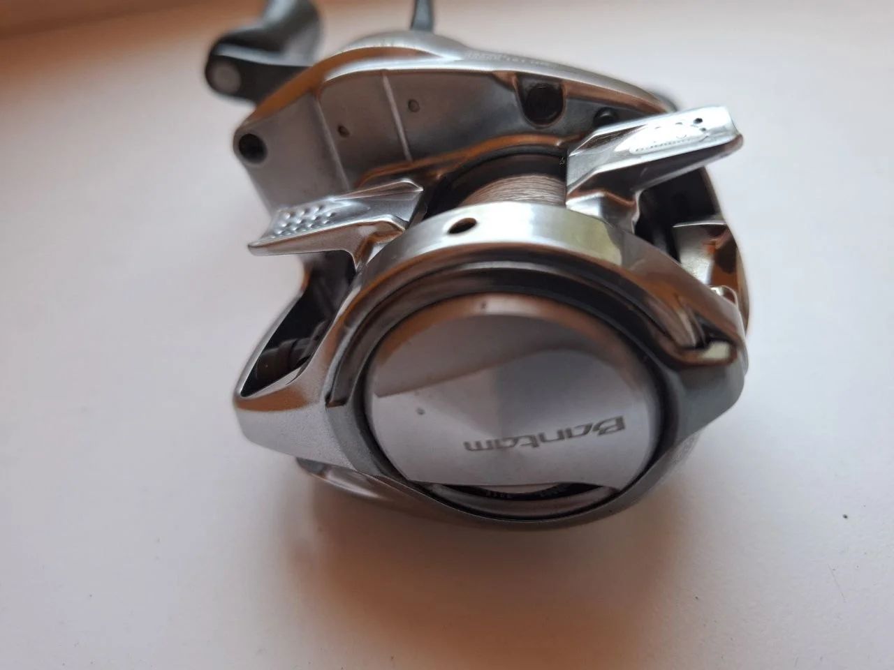 Мультиплікаторна котушка Shimano Bantam 18 HG ліворука