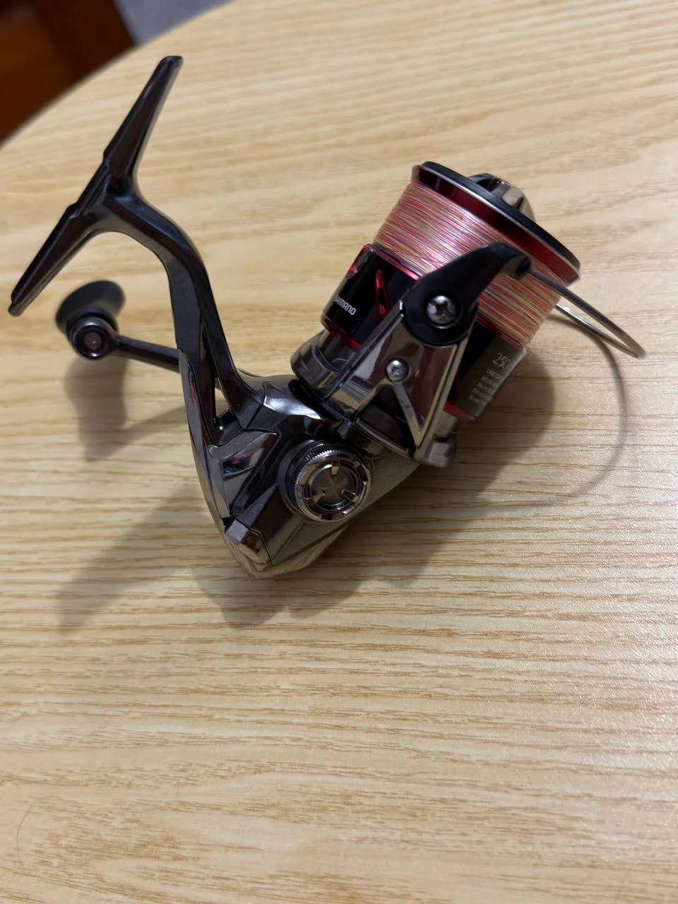 Котушка Shimano Stradic 16-2500S