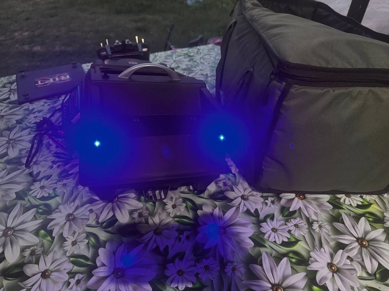 Кораблик Rift-X Profi для завозу прикормки