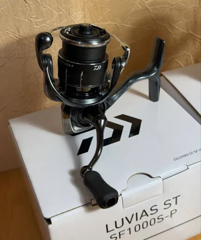 Котушка Daiwa 24 LUVIAS ST SF1000S-P