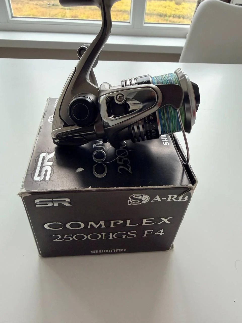 Котушка Shimano Complex 2500HGS F4