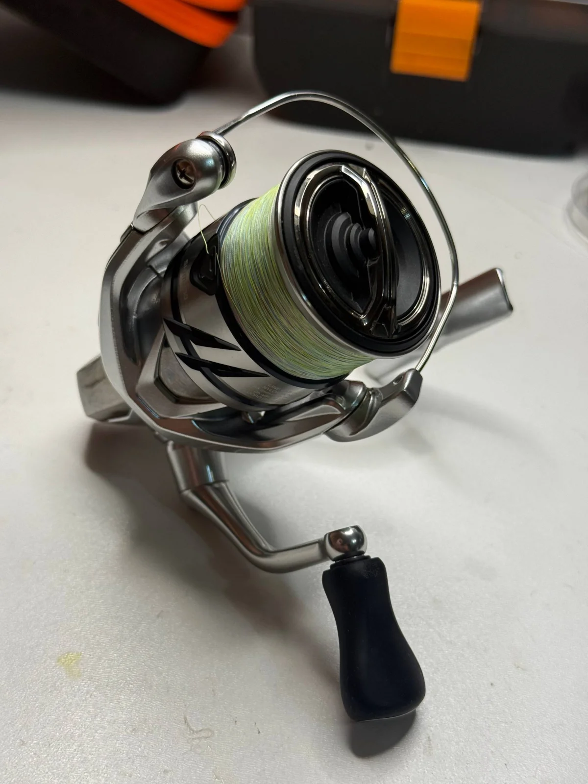 Котушка Shimano Stradic FM 2500S 6+1BB 5.1:1