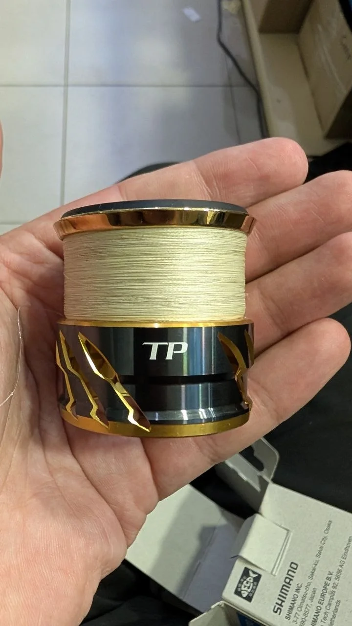 Шпуля Shimano Twin Power 2500S 20