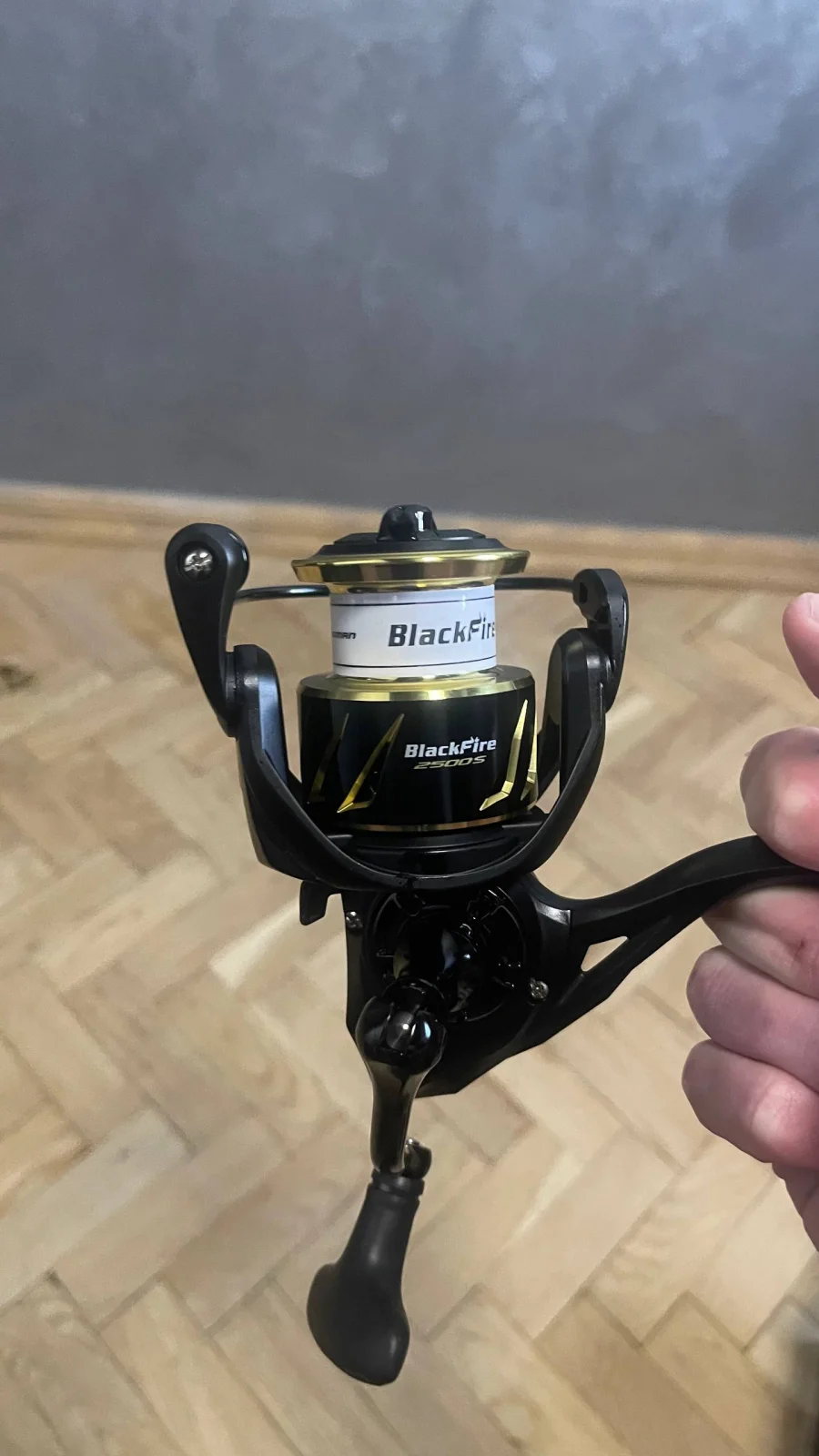 Котушка Blackfire 2500S
